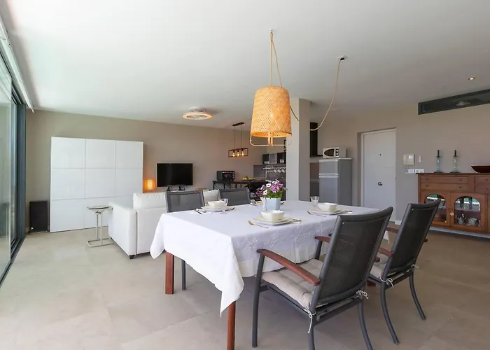 Kwatera prywatna Stunning Private Loft
