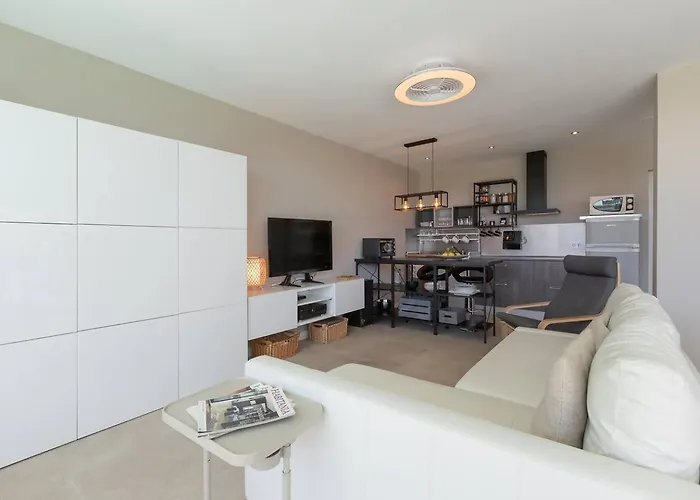 Stunning Private Loft Kwatera prywatna